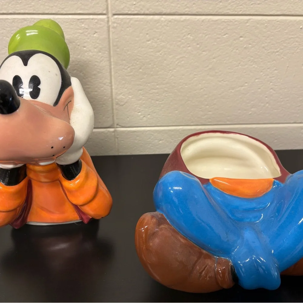 Disney Green and Orange Food Storage Set - Picture 7 of 8
